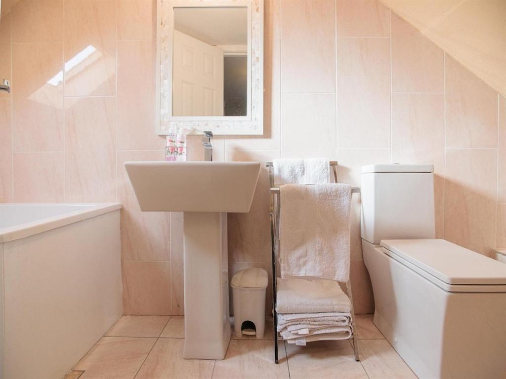 Busby Apartments グラスゴー 部屋 写真